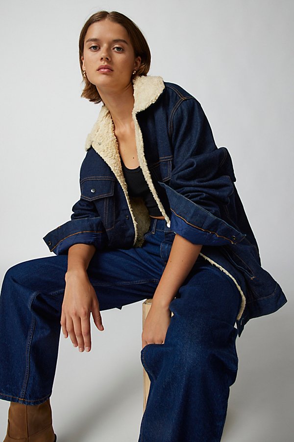 Urban Renewal Vintage Fleece Lined Denim Jacket In Indigo, Women's At Urban Outfitters