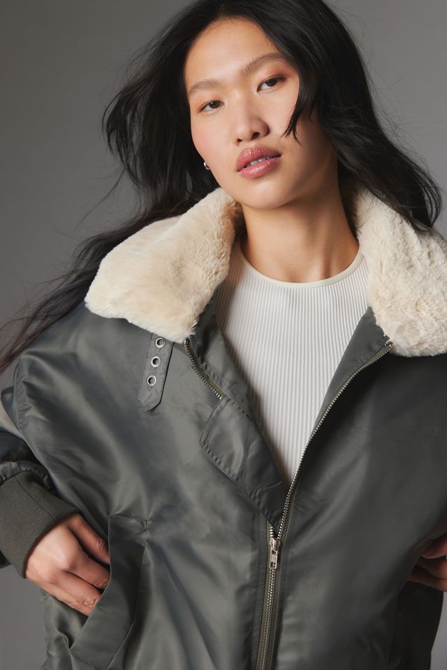 Lioness Carla Faux Fur & Faux Leather Bomber Jacket | Urban Outfitters