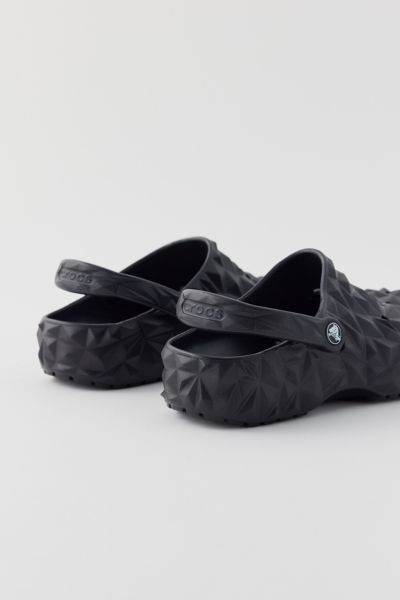 Crocs Classic Geometric Clog