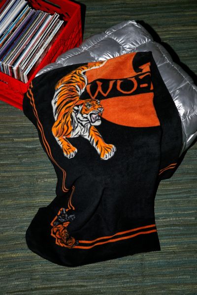 Slowtide Tiger Fleece Throw Blanket In Black At Urban Outfitters