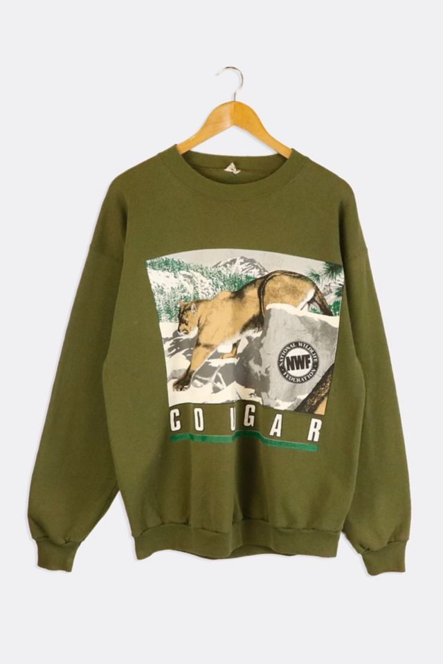 Golden retriever discount sweatshirt urban outfitters