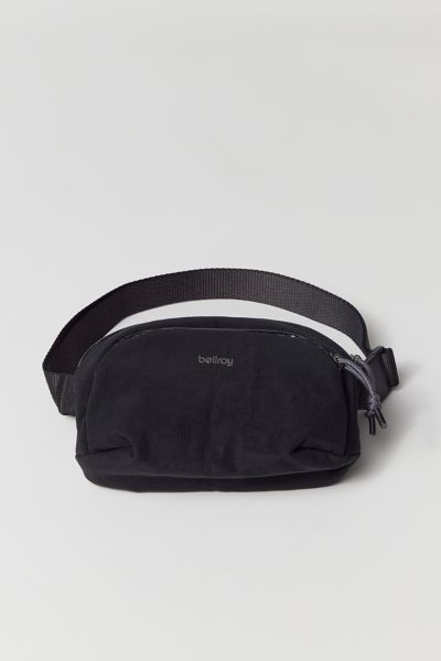 Backpacks, Duffle Bags, + Wallets | Urban Outfitters