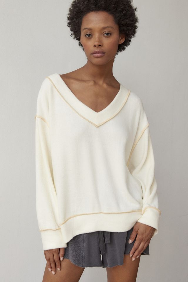 V neck best sale white sweatshirt