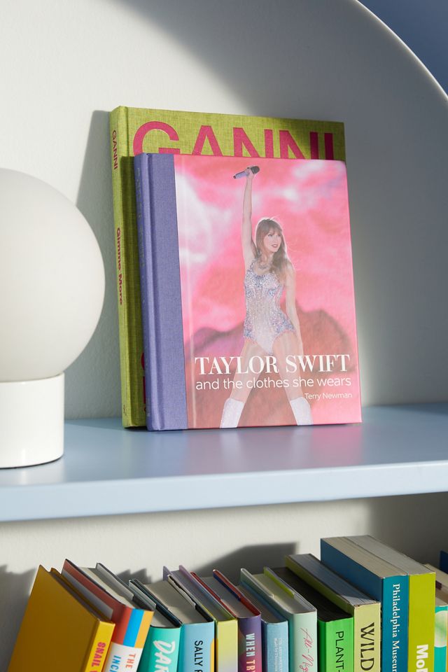 The Clothes She Wears Book The Clothes She Wears Book