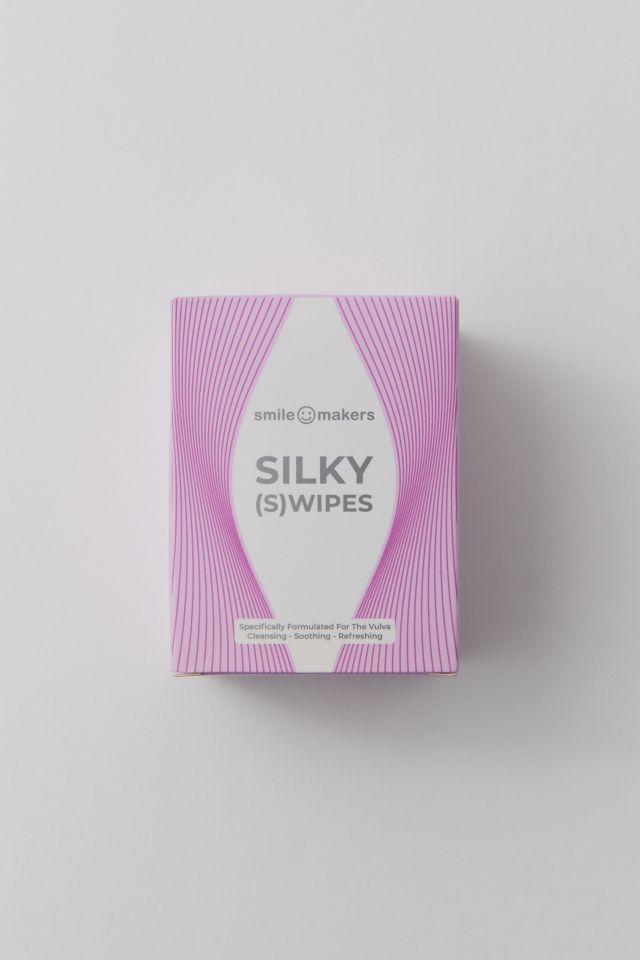 Smile Makers Silky (S)Wipes Intimate Wipes | Urban Outfitters