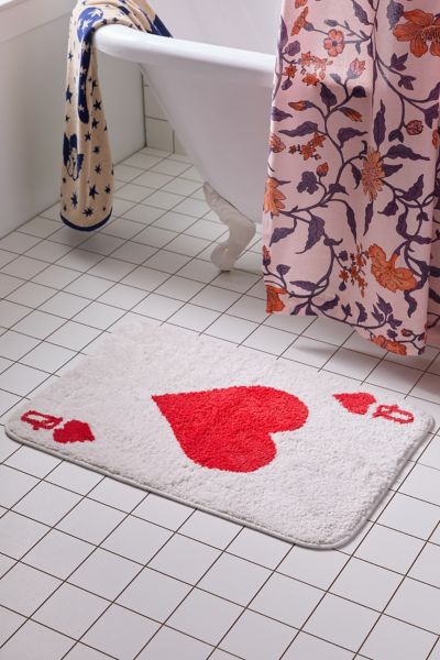 Shop Urban Outfitters Queen Of Hearts Bath Mat In White At