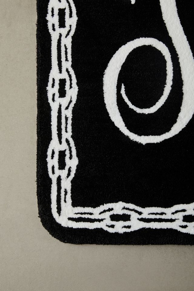 Bella Doña Sad Girl Chainlink Rug #3