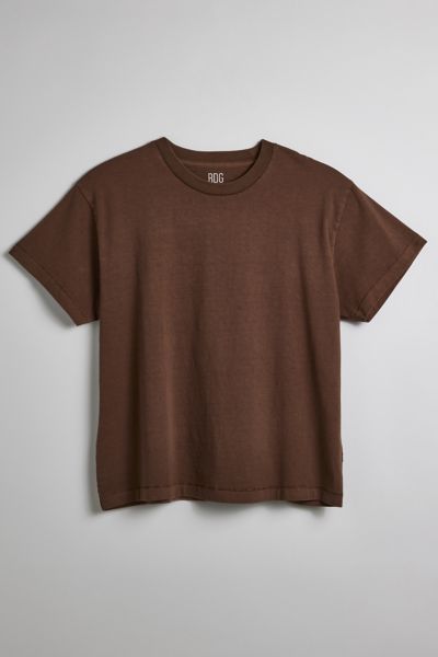 BDG BONFIRE CROPPED COTTON TEE IN CHOCOLATE, MEN'S AT URBAN OUTFITTERS 