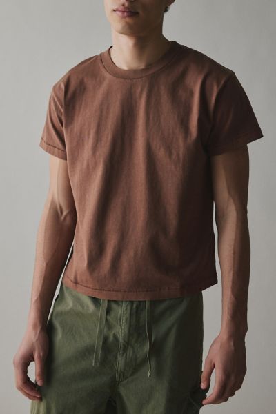 BDG BONFIRE CROPPED COTTON TEE IN LIGHT BROWN, MEN'S AT URBAN OUTFITTERS 