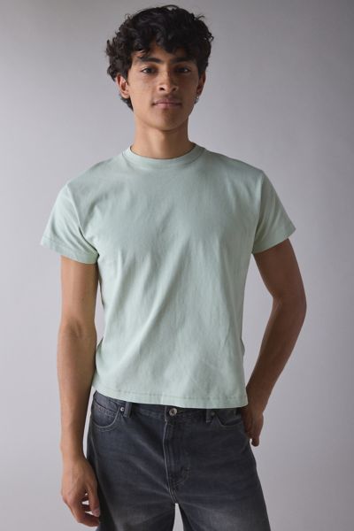 BDG BONFIRE CROPPED COTTON TEE IN LAUREL GREEN, MEN'S AT URBAN OUTFITTERS 