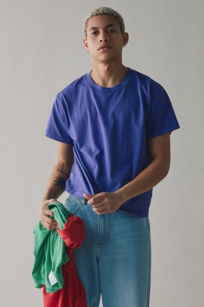 BDG BONFIRE CROPPED COTTON TEE IN DARK PURPLE, MEN'S AT URBAN OUTFITTERS 