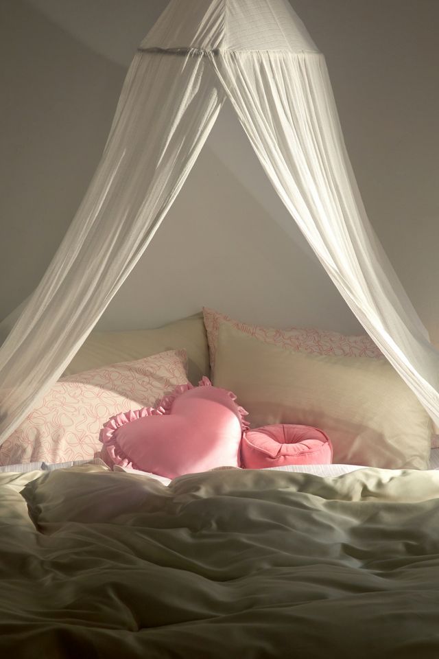 Chloe Gauze Bed Canopy
