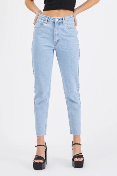 Abrand Jeans Abrand 94 High Slim Jean In Walkaway