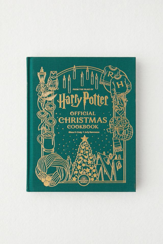 Harry Potter: Gift Set Edition Christmas Cookbook & Apron By Jody Revenson & Elena Craig #3