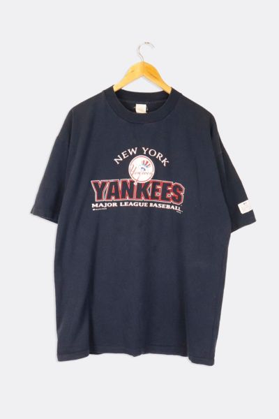 Vintage 1997 New York Yankees T-Shirt