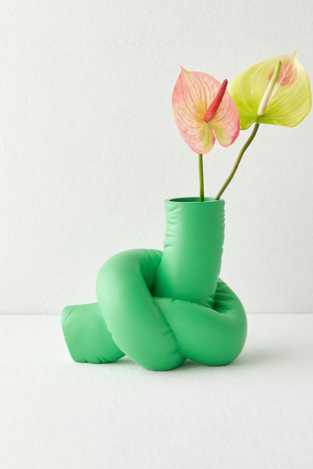 Renee Knot Vase #1