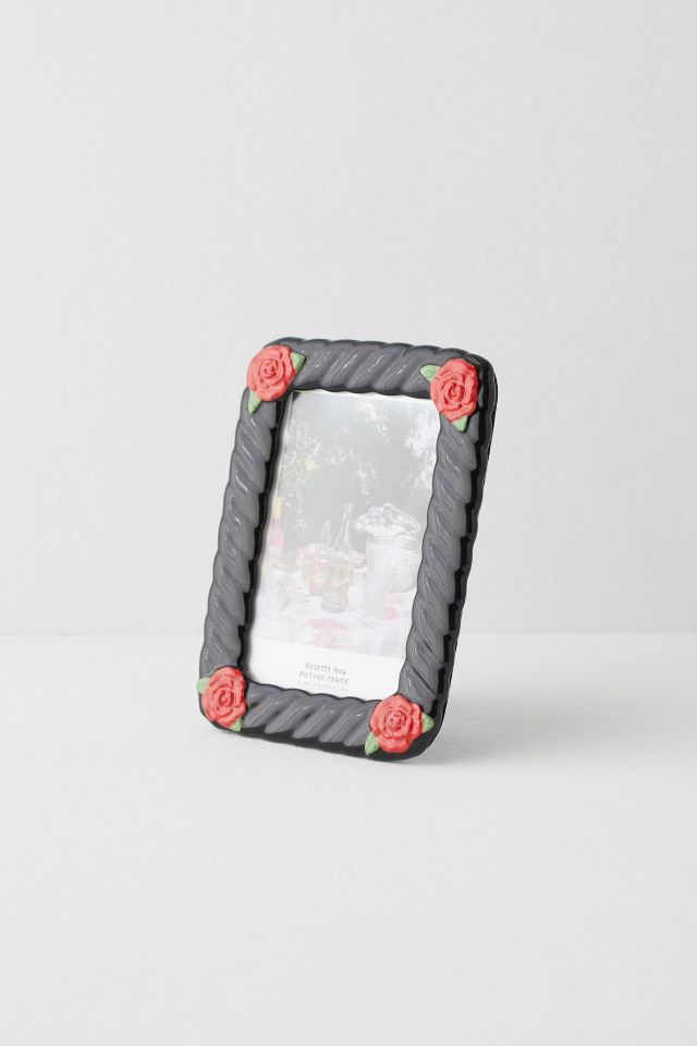 Rosebud 4" x 6" Ceramic Picture Frame #1