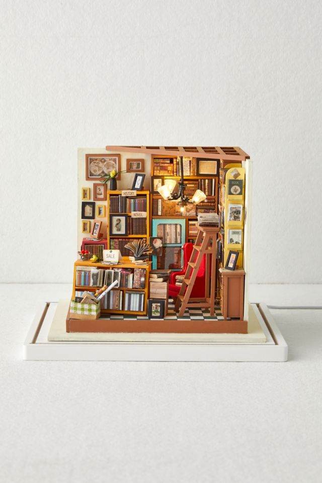 Sam's Study DIY Dollhouse Miniature Kit