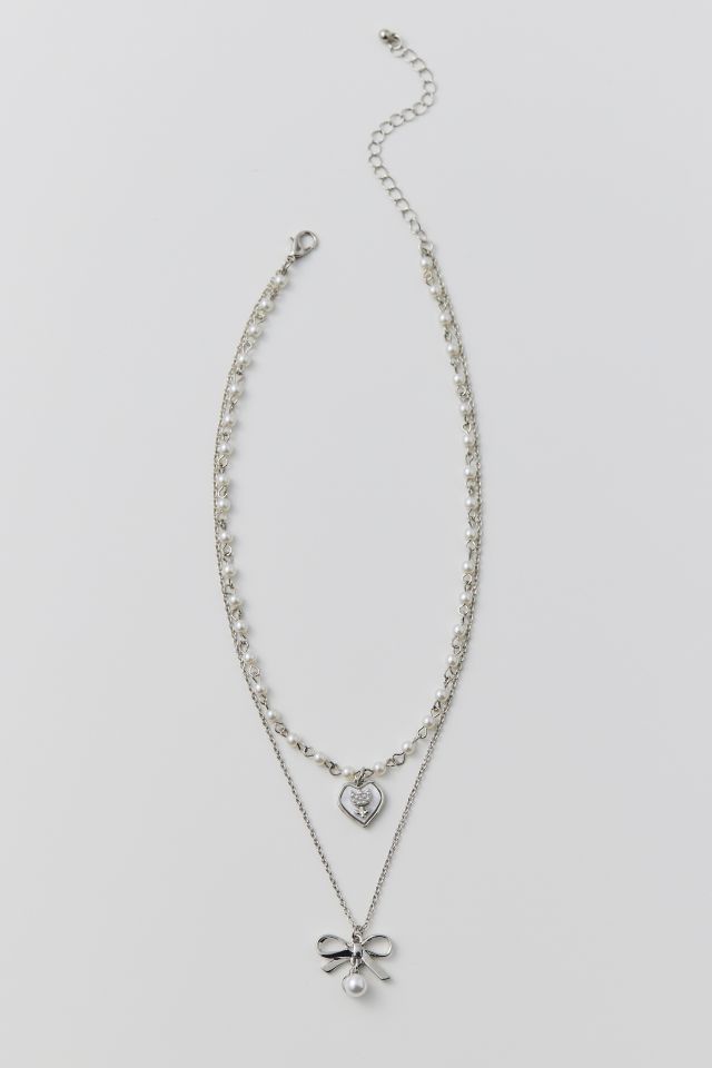 Margot Delicate Pearl Layering Necklace | Urban Outfitters