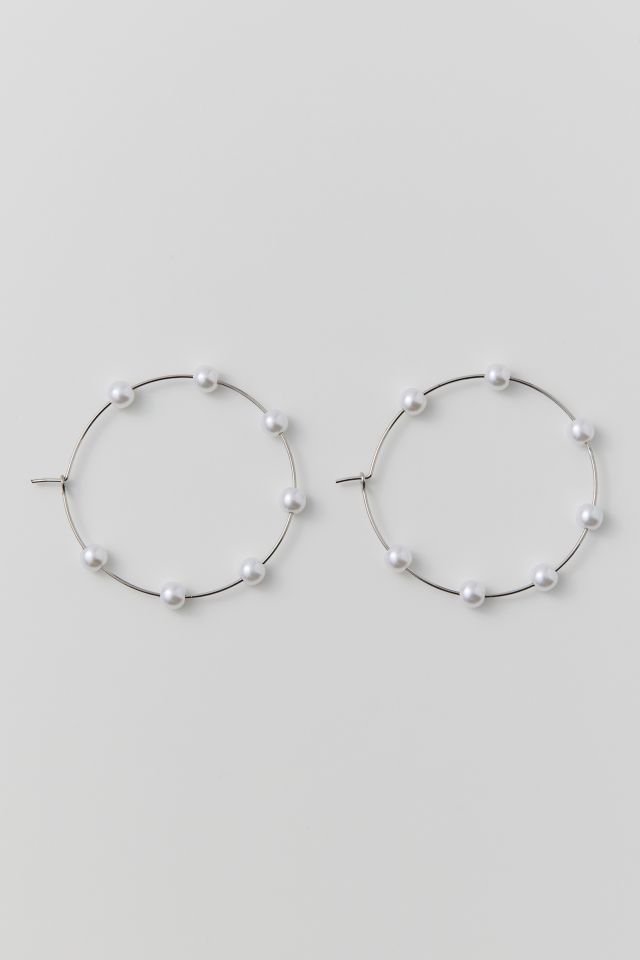 Boucle d'Oreille Délicate en Perle #1