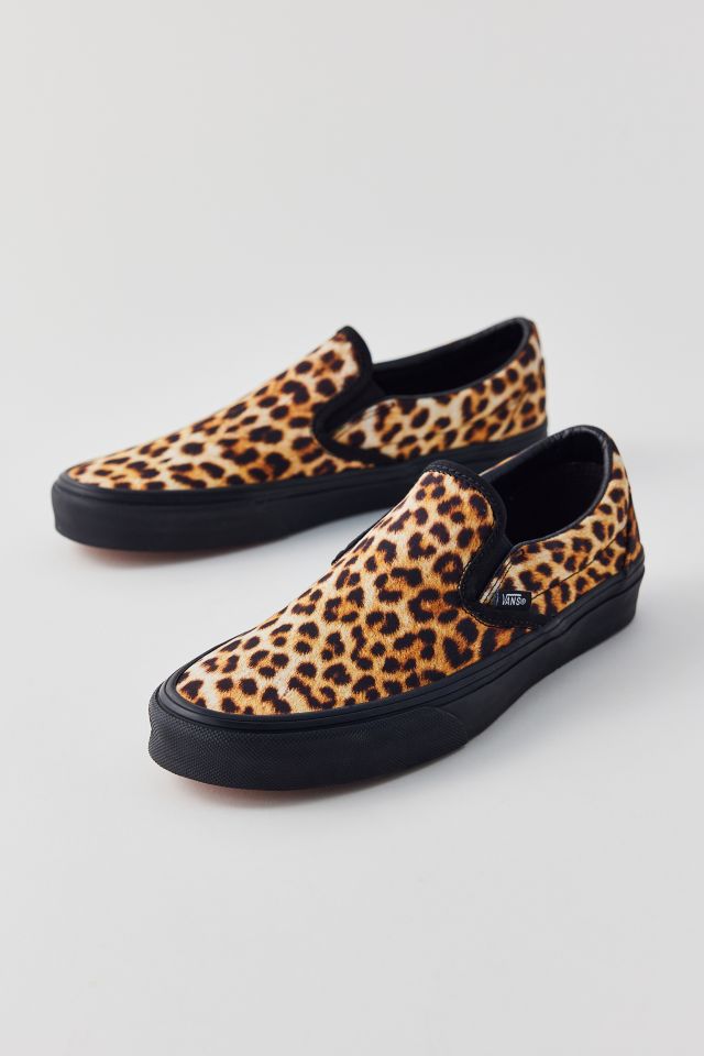 【Vans】★スリッポン★ Classic Slip-On Leopard Shoe Classic Slip-On Shoe in Leopard / Black | Vans