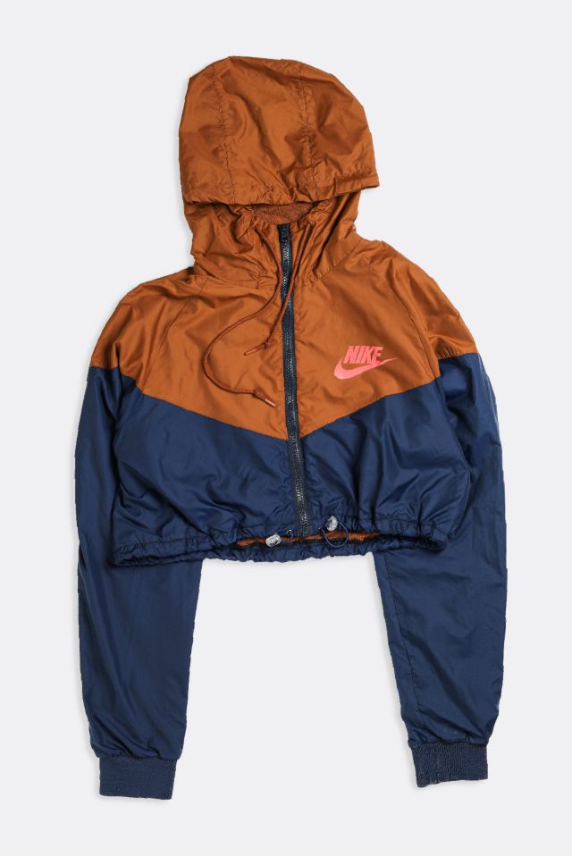 Nike cropped windbreaker hotsell