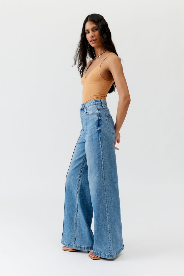 Classic Fit Bell Bottom Flare Leg Jean