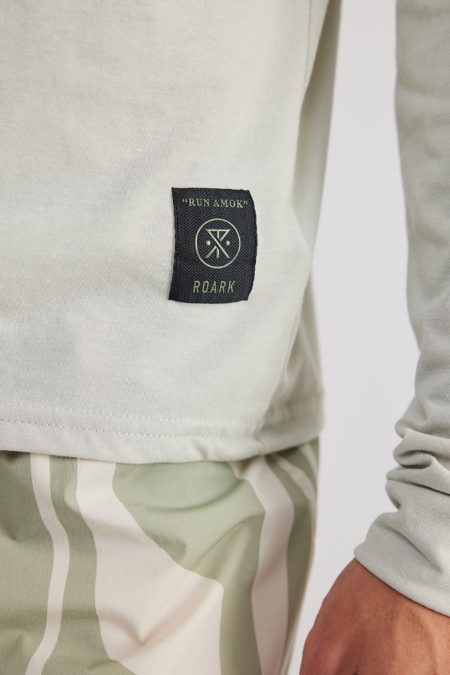 Roark Run Amok Mathis Long Sleeve Tee | Urban Outfitters Canada