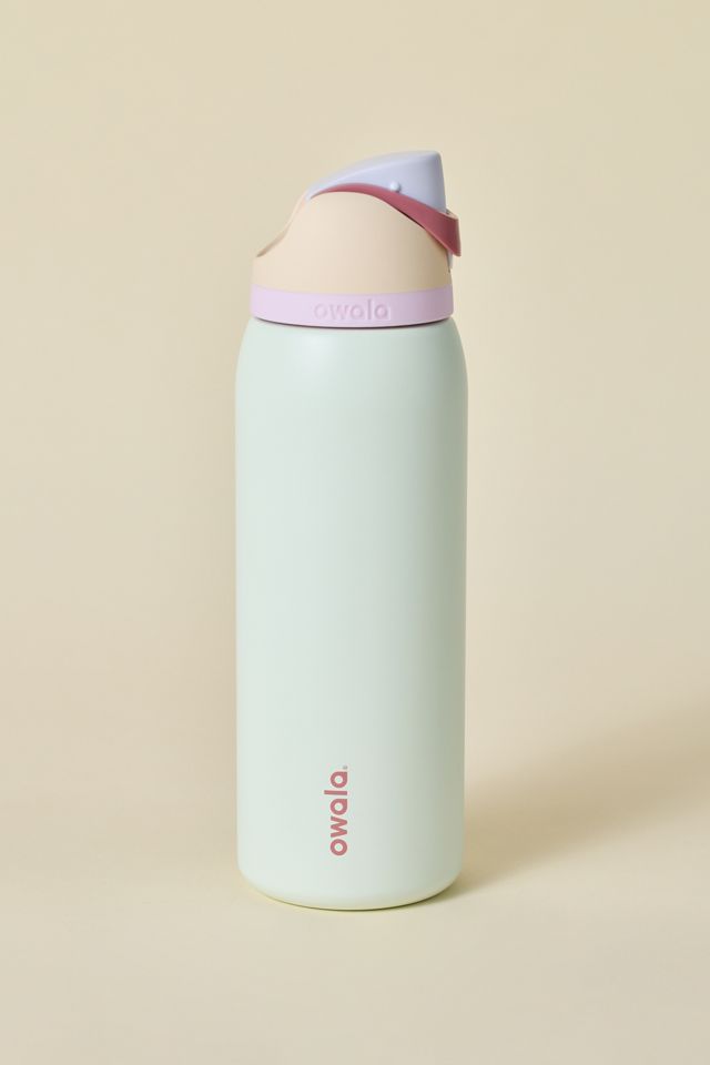 Owala FreeSip 40 oz Water Bottle