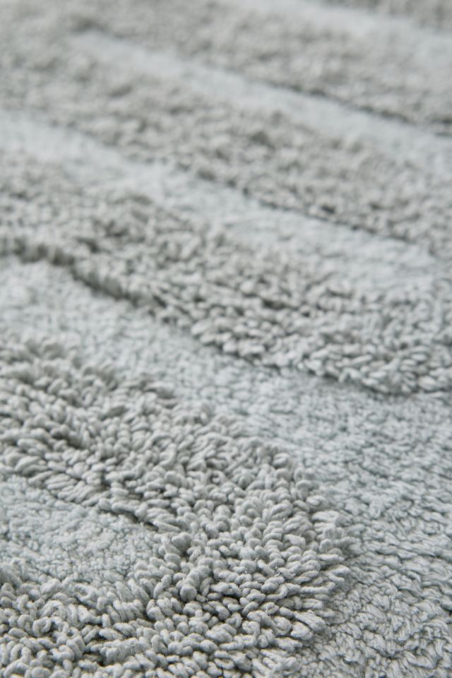 Looped Squiggle Runner Bath Mat
