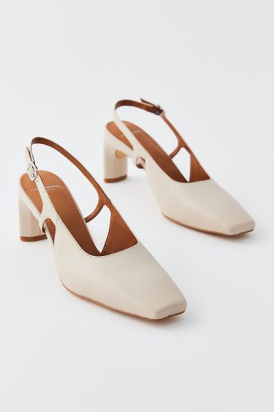 Vagabond Shoemakers Vendela Slingback Heel In Off White, Women's At Urban Outfitters In Neutral