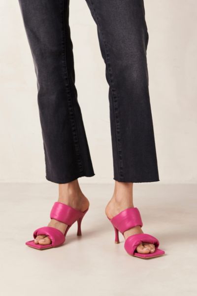 Alohas Twist Strap Magenta Leather Sandals In Pink