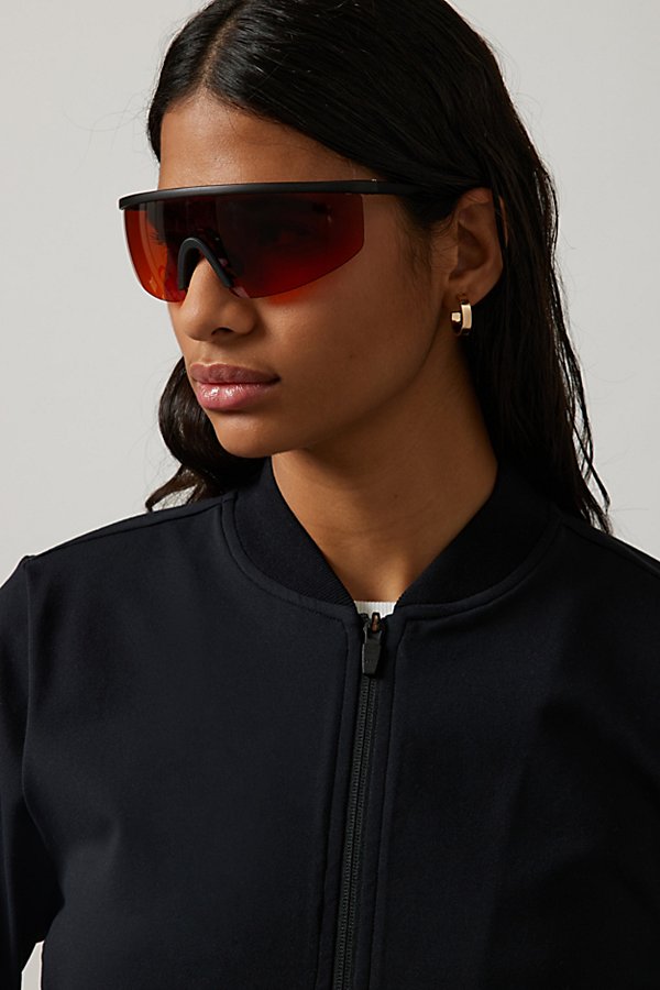 Urban Renewal Vintage ‘90s Bb Shield Sunglasses In Black