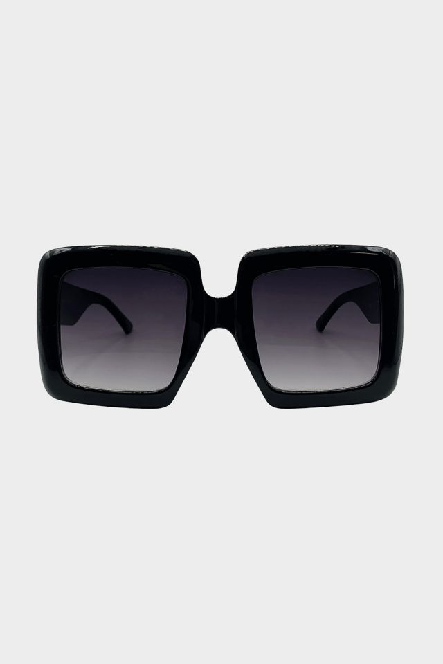 Urban outfitters hot sale square sunglasses