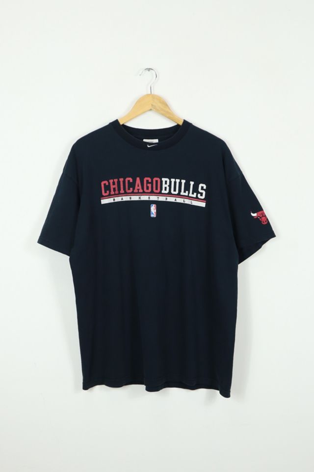 Chicago Bulls Nike Block Graphic T-Shirt - White - Mens