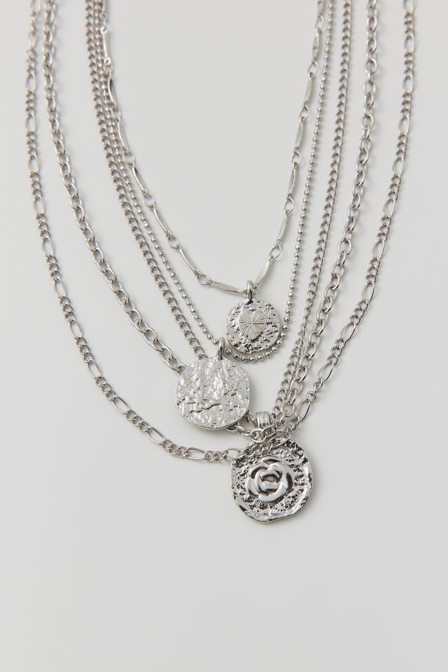 Rocco Layered Chain Necklace  Urban Outfitters Mexico - Clothing, Music,  Home & Accessories