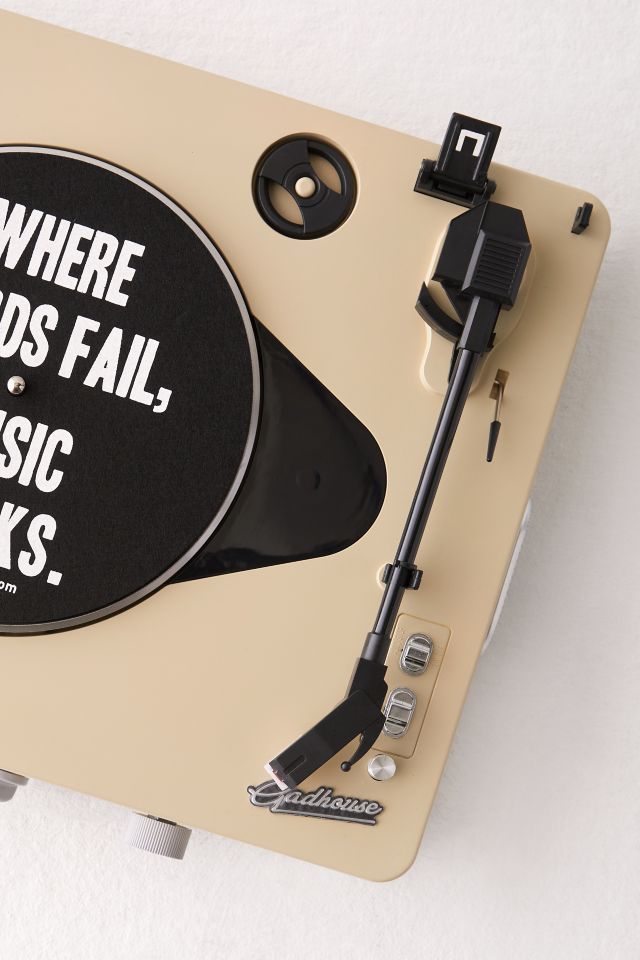 Gadhouse Brad Retro Turntable | Urban Outfitters