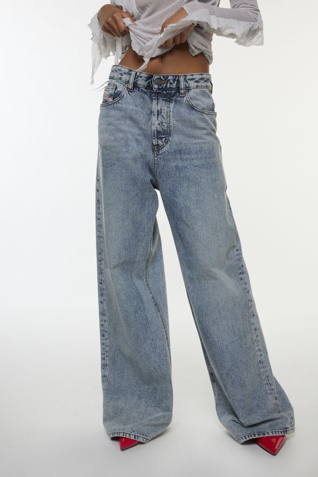 【DIESEL】1996 D-Sire Low-Rise Wide-Leg Jeans 送関込 23743325_53759628_600.jpg