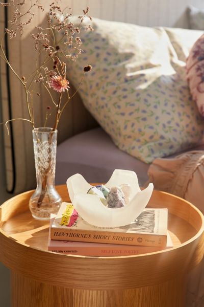 Urban Outfitters Scalloped Selenite Charging Bowl & Crystal Set In White At