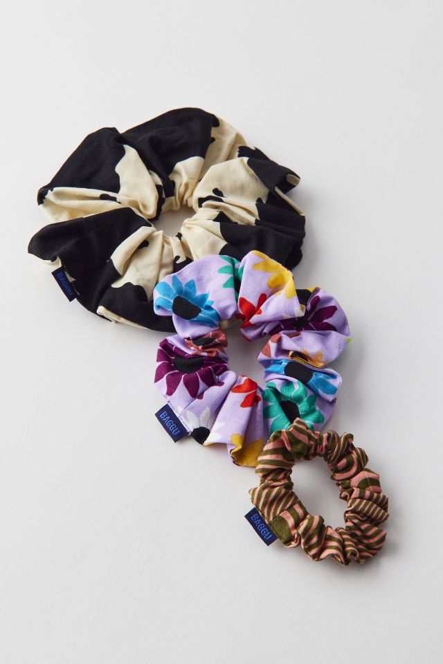 Effortless Floral Oversized Scrunchie – Back Alley Boutique