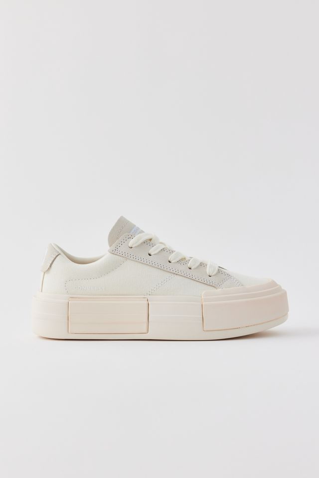 Converse Women's Chuck Taylor All Cruise Low-Top Sneaker #1