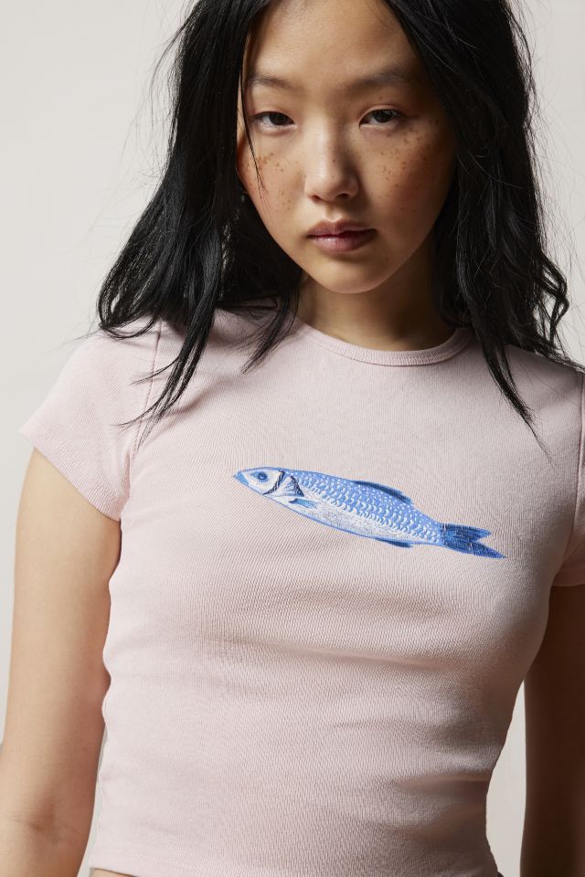 Urban Outfitters BDG Fish Baby Tee in Light Red