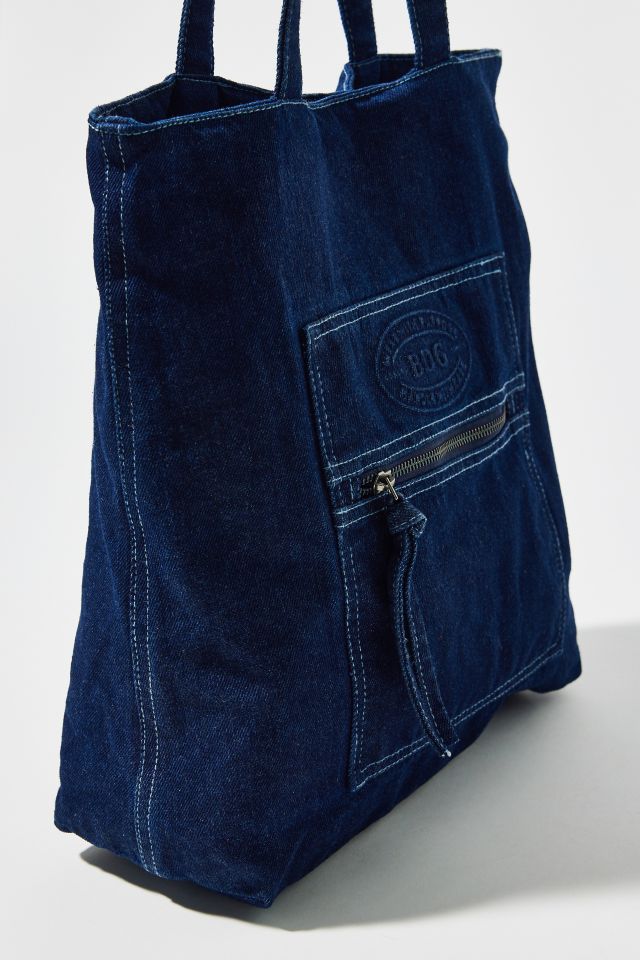 [THE MUSEUM VISITOR]★BNG PRINTED WASHED DENIM TOTE BAG Bags & Totes – Brooklyn Museum