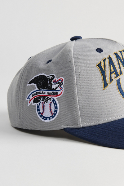 thumbnail image 2 of New York Yankees MLB SnapBack Hat - Adjustable One Size - Fast Shipping 2 of 5