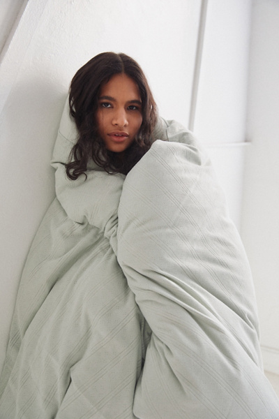 Duvet Covers | King, Queen + Twin Duvet Covers | Urban Outfitters