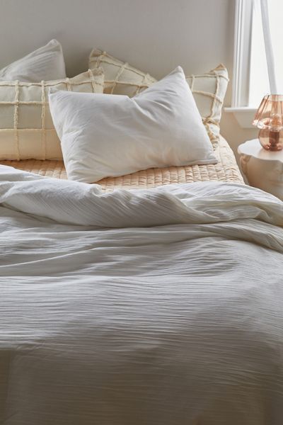 Duvet Covers | King, Queen + Twin Duvet Covers | Urban Outfitters