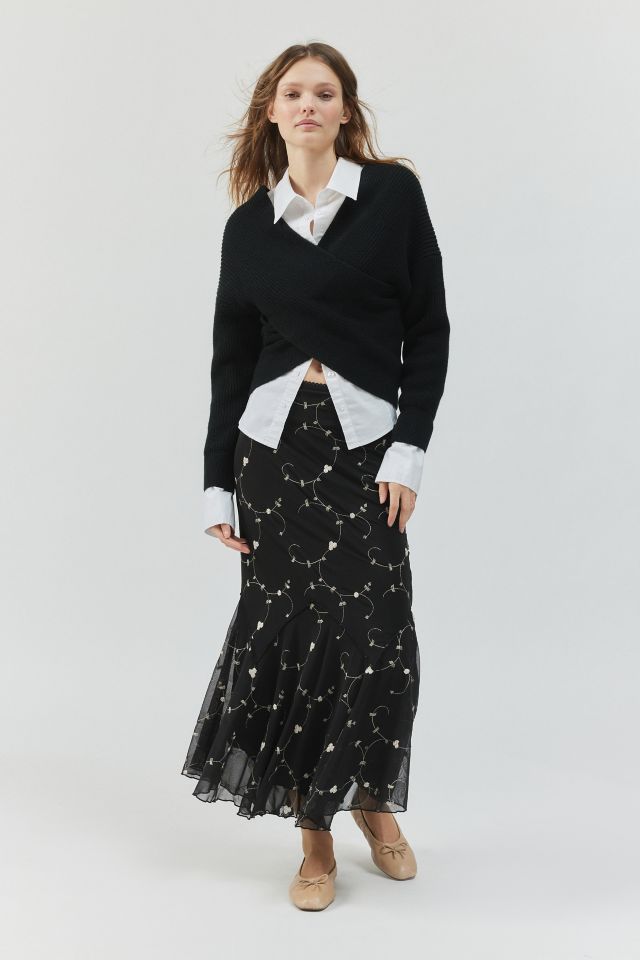 Embroidered maxi outlet skirt