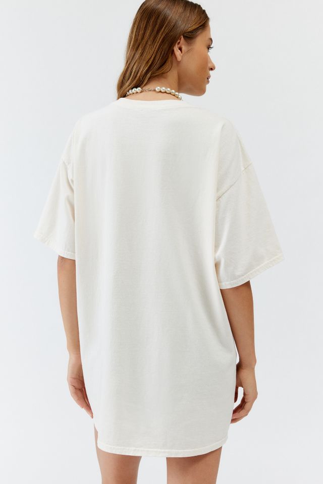 Il Y A De La Beauté Dans La Robe T-Shirt Nature #2