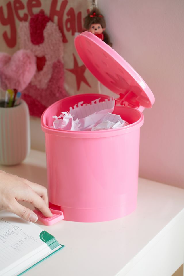Strawberry Tabletop Waste Bin #1