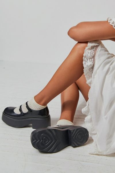Urban outfitters jelly slides sales